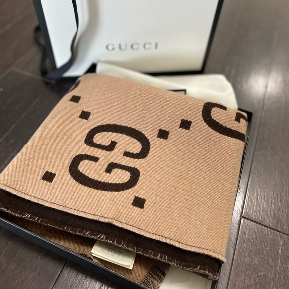 Gucci GG jacquard wool silk scarf - Picture 1 of 4